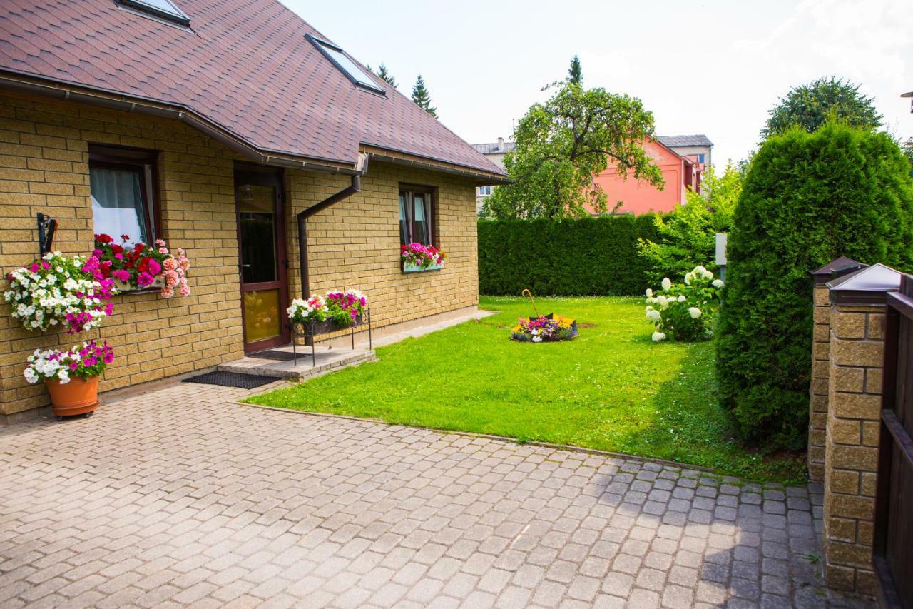 Guests House "Like Home" Sigulda Bagian luar foto