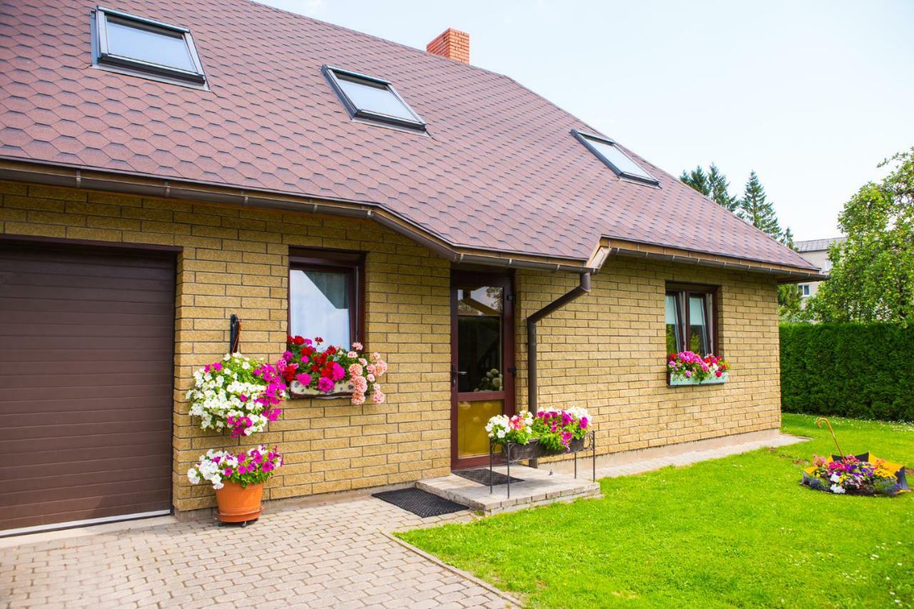 Guests House "Like Home" Sigulda Bagian luar foto